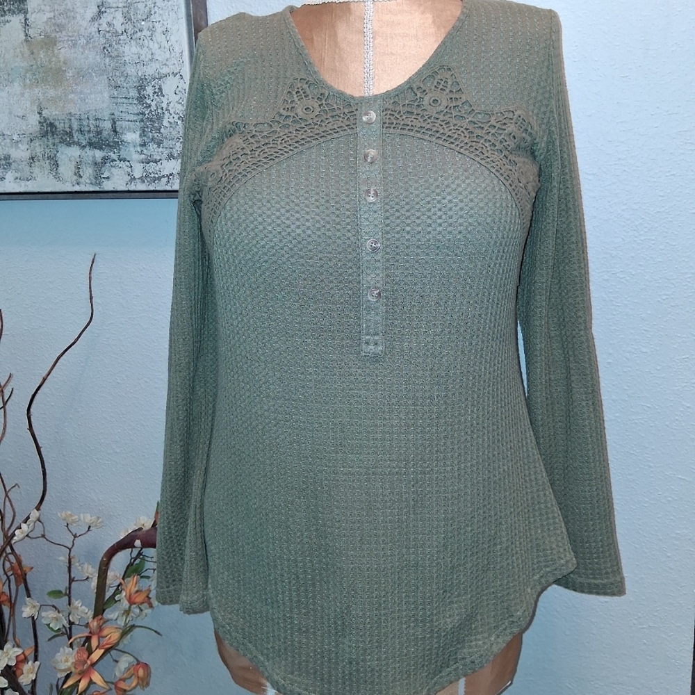 Davi & Dani waffle knit blouse